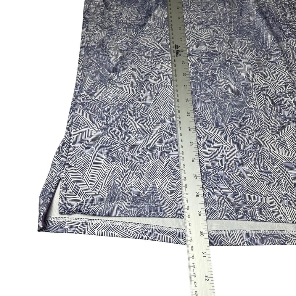 Greyson Polo Shirt Mens M purple White Geometric Hidden Wolf Performance Golf - Picture 5 of 8